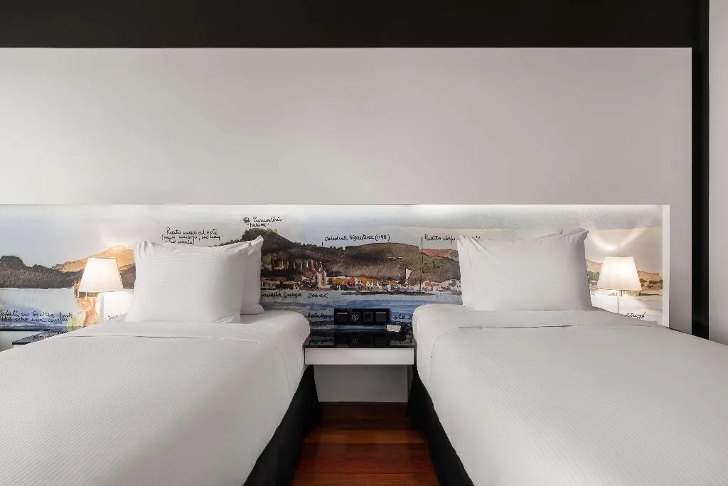 Room, Hilton Madrid Airport, Madrid