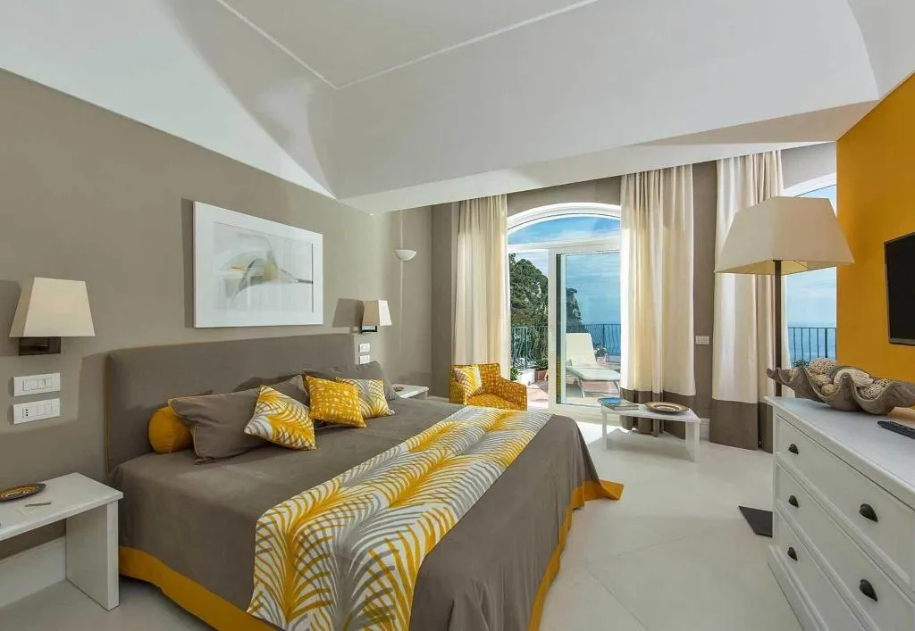 SUITE SEA VIEW WITH TERRACE Room, Della Piccola Marina, Naples