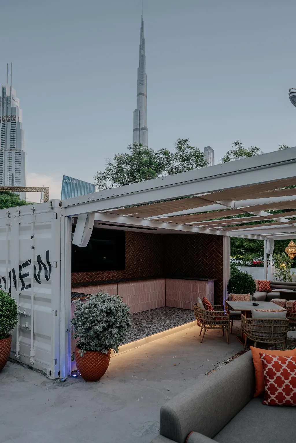 Restaurant, Dusit Thani Dubai, Dubai