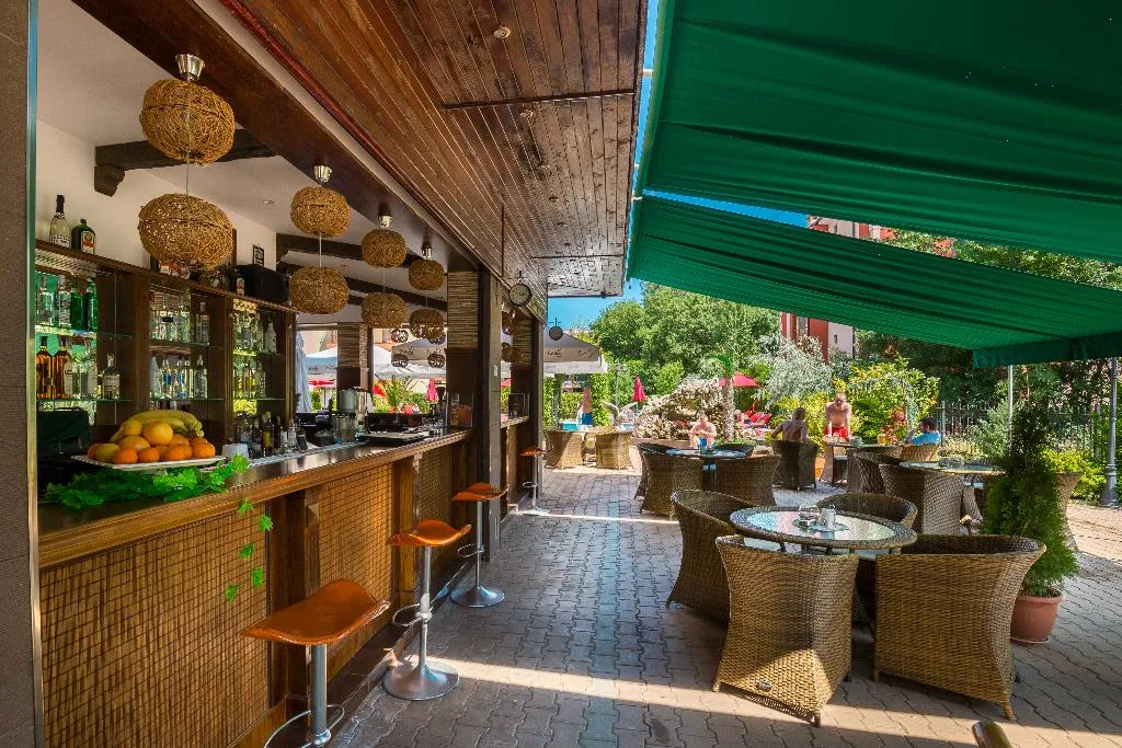 Restaurant, Bahami Residence, Bourgas