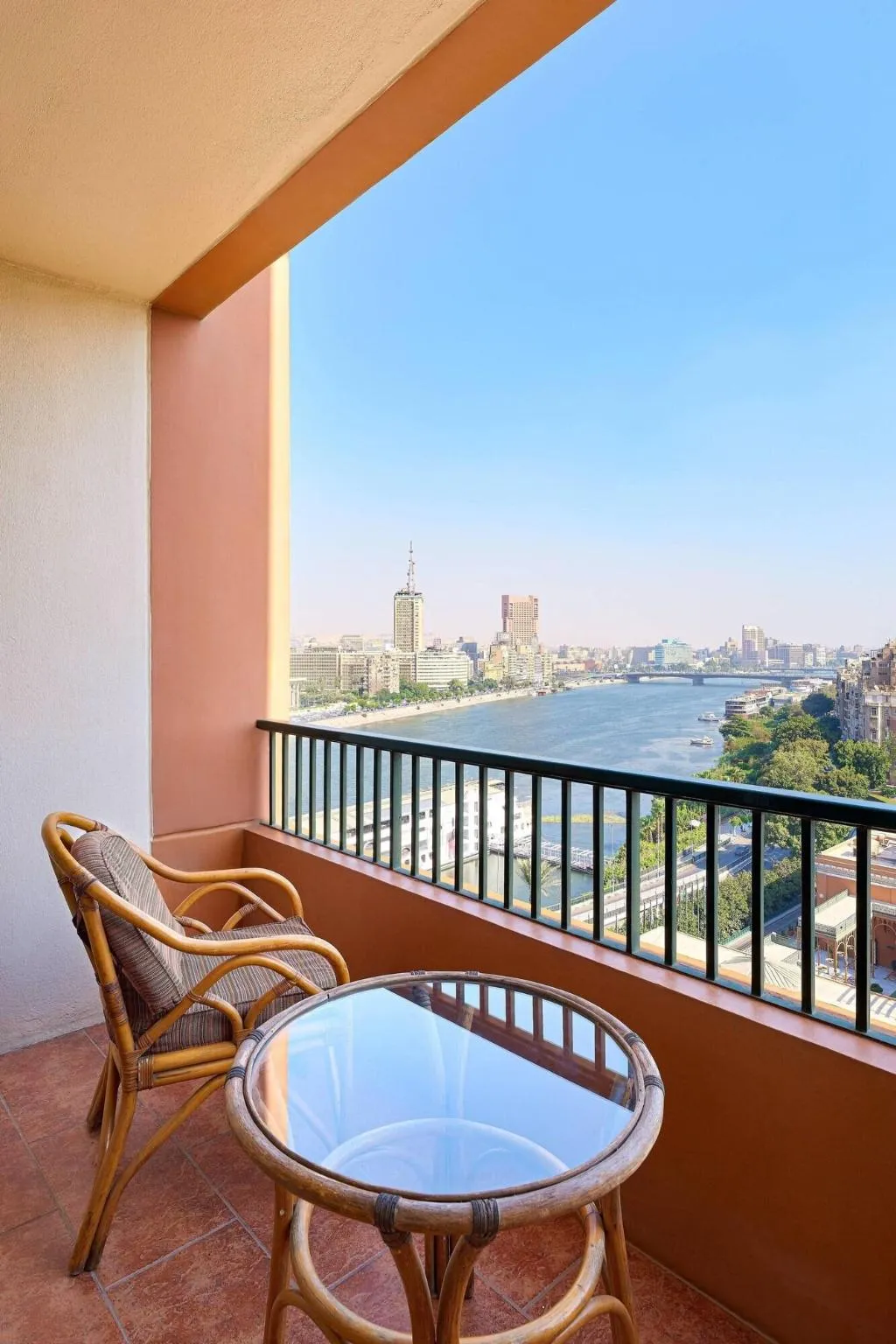 SUITE EXECUTIVE KING BED Room, Cairo Marriott hotel & Omar Khayyam Casino, Cairo