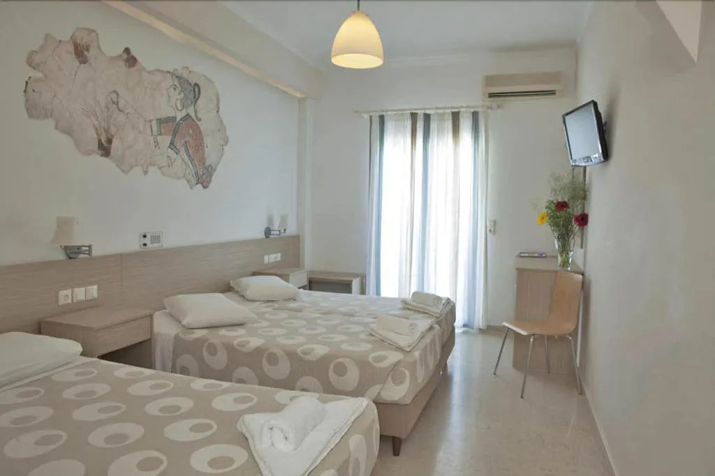 Room, Hippocampus, Santorini