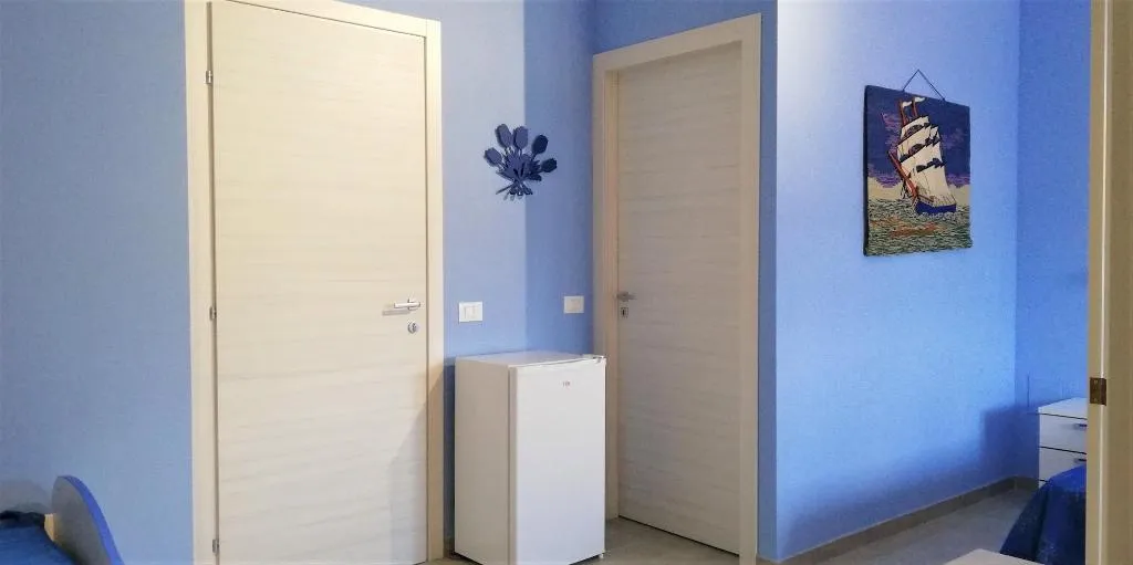 Room, La Roccia Bianca B&B, Catania