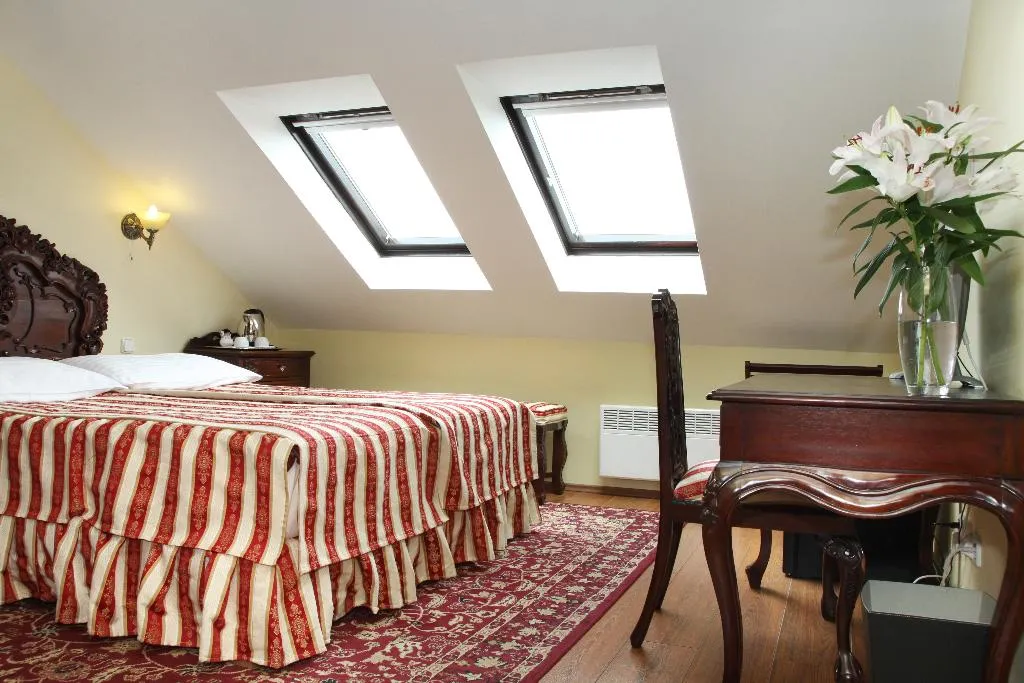 Double or Twin STANDARD Room, King Charles Boutique Residence, Prague