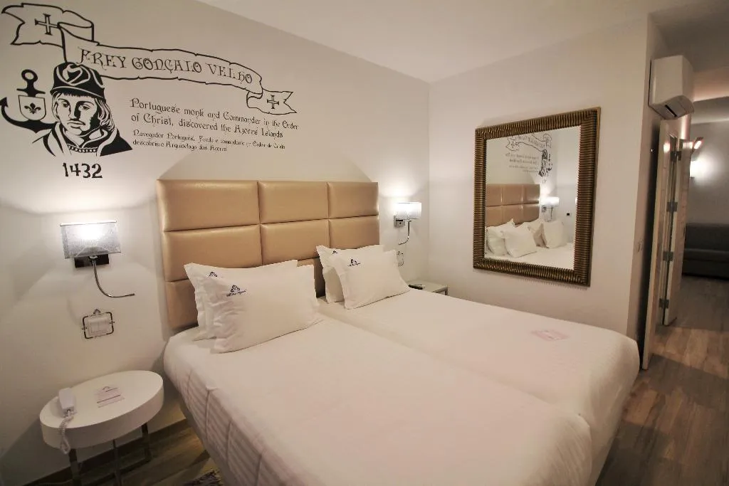 FAMILY ROOM STANDARD Room, Villa Ana Margarida Hotel, Lisbon