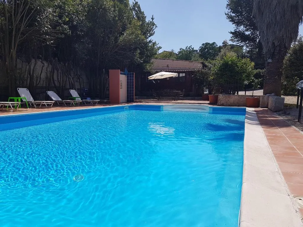 Sports and Entertainment, Relais La Villa, Naples