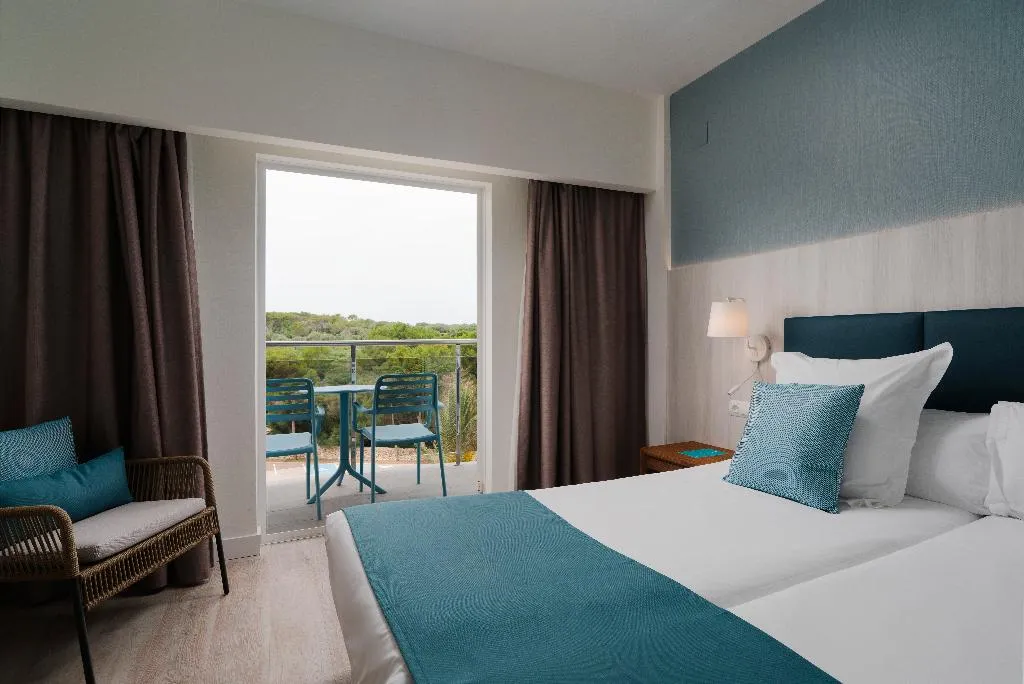 Double or Twin WITH BALCONY Room, Alua Illa de Menorca, Menorca