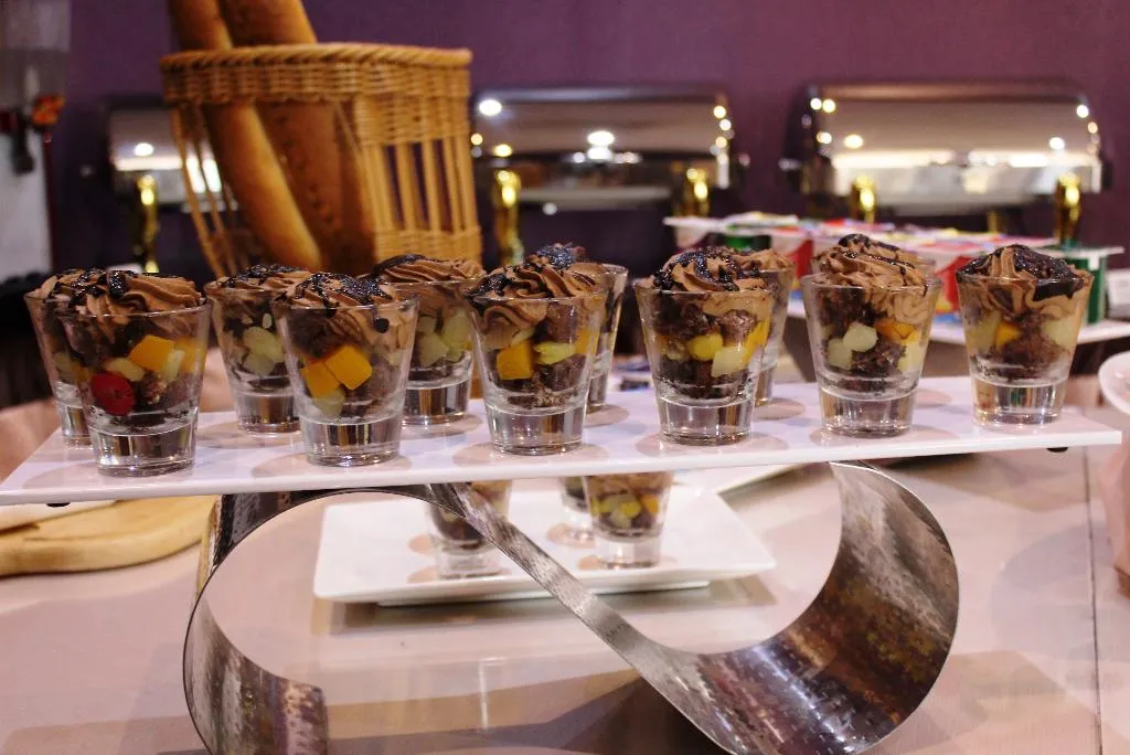 Restaurant, Al Khaleej Grand, Dubai