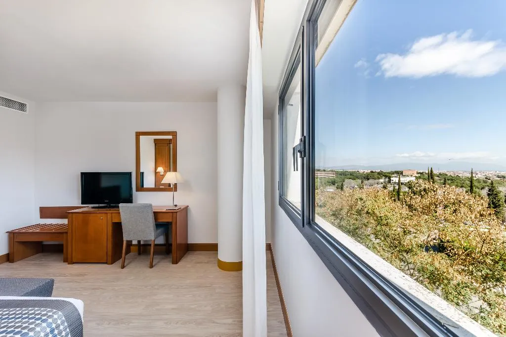 DOUBLE STANDARD Room, Exe Campus, Barcelona