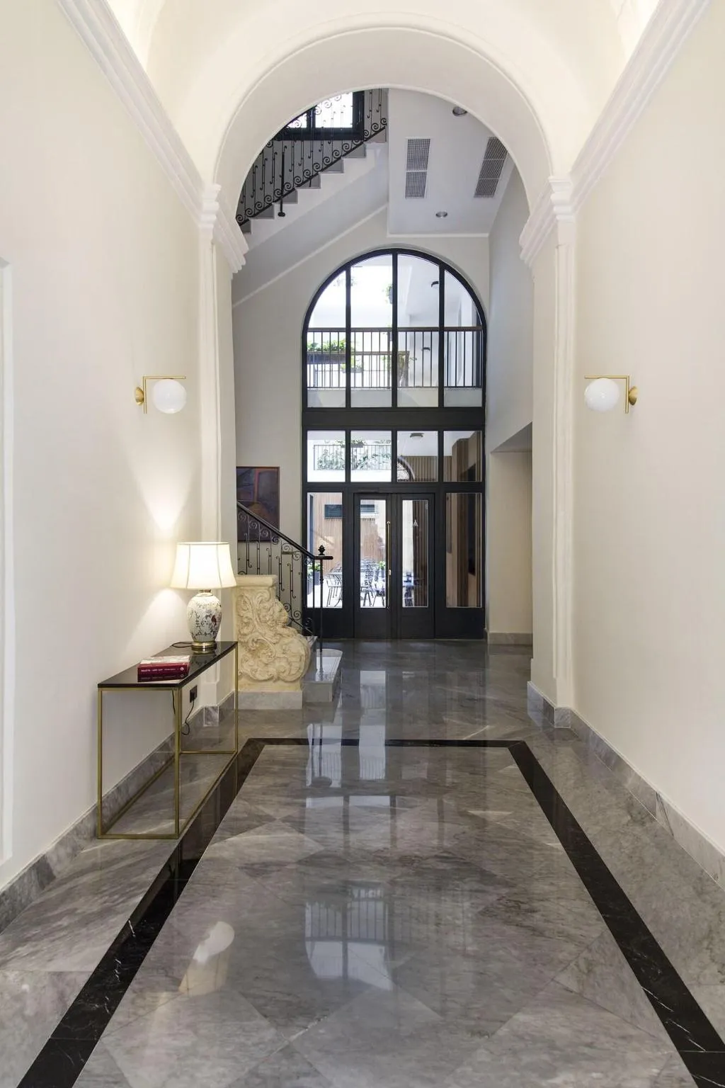 Lobby, La Falconeria Hotel, Malta