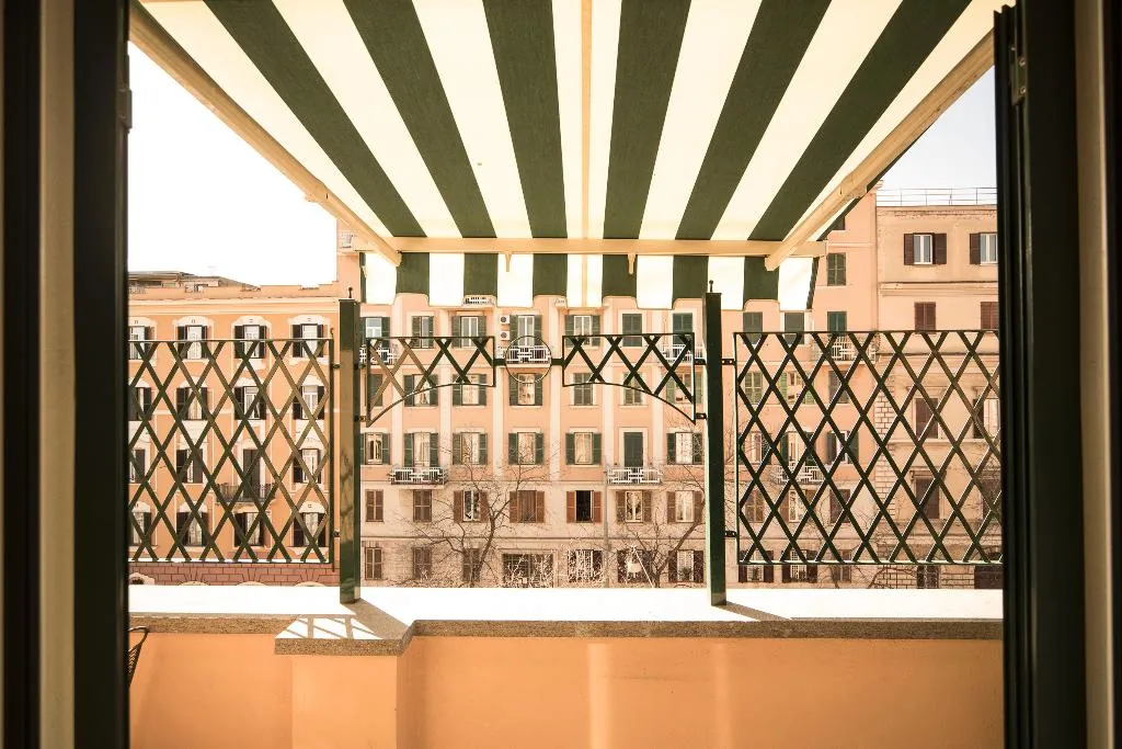 Terrace, Donatello, Rome
