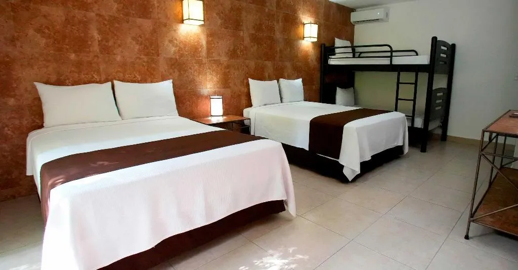FAMILY ROOM TWO DOUBLE BEDS Room, Tukan Hotel Playa del Carmen, Playa Del Carmen