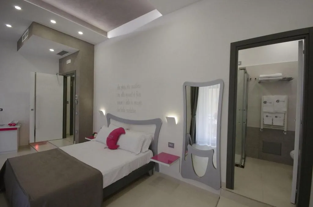 Room, Hotel Nunù, Naples