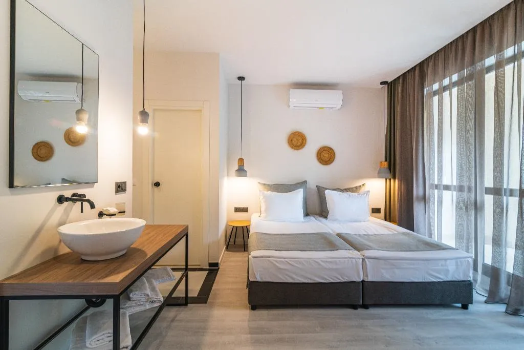 DOUBLE STANDARD Room, Primorski Hotel, Varna