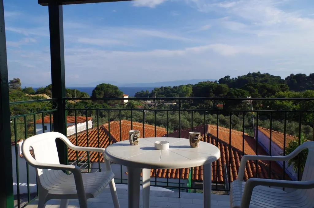 Room, Esperos Studios, Skiathos
