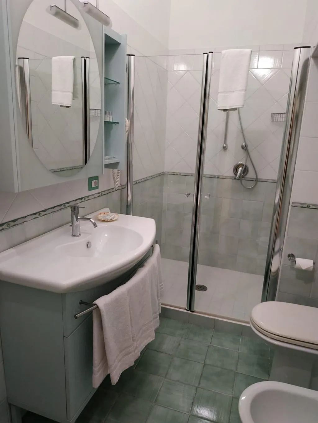 QUADRUPLE STANDARD Room, Buono BB, Naples