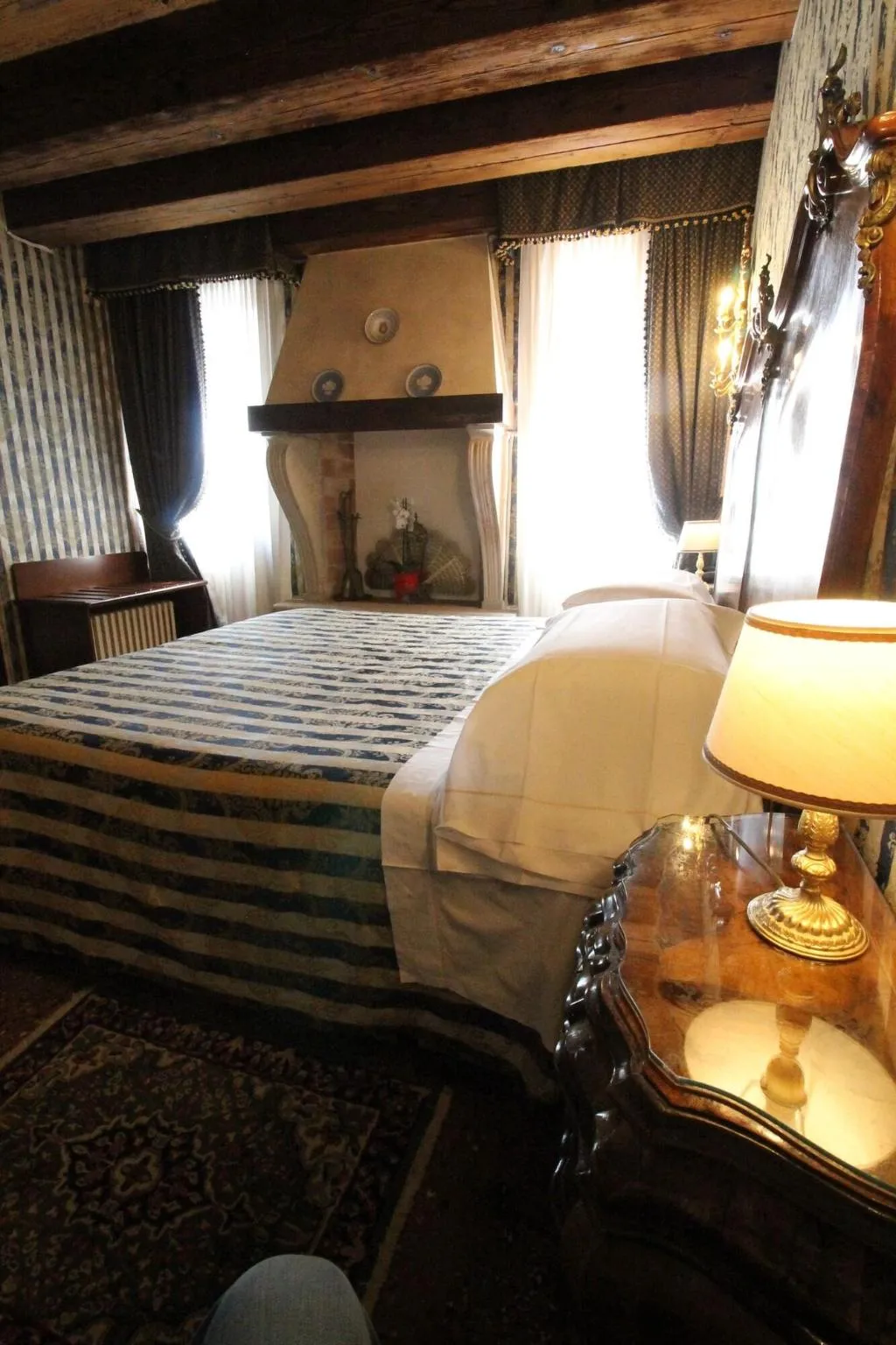 TWIN DELUXE GARDEN VIEW Room, Palazzo Abadessa, Venice