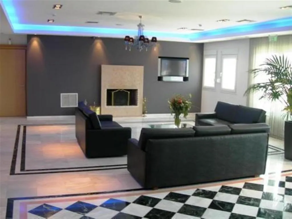 Lobby, Alexandros, Halkidiki