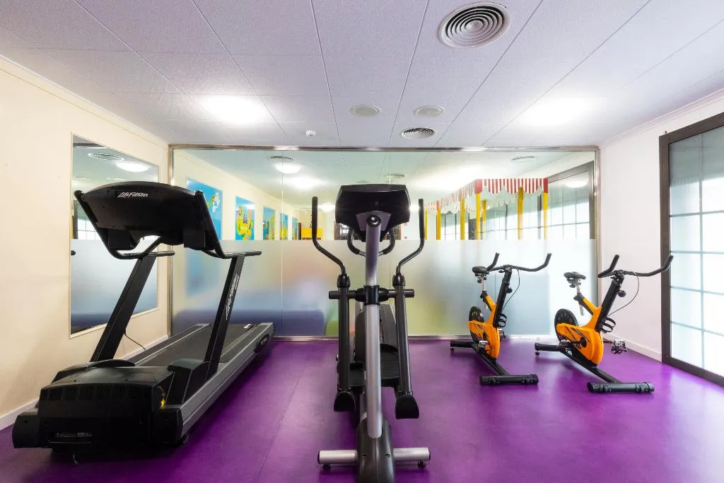 Sports and Entertainment, Aparthotel Miami Park, Costa Brava