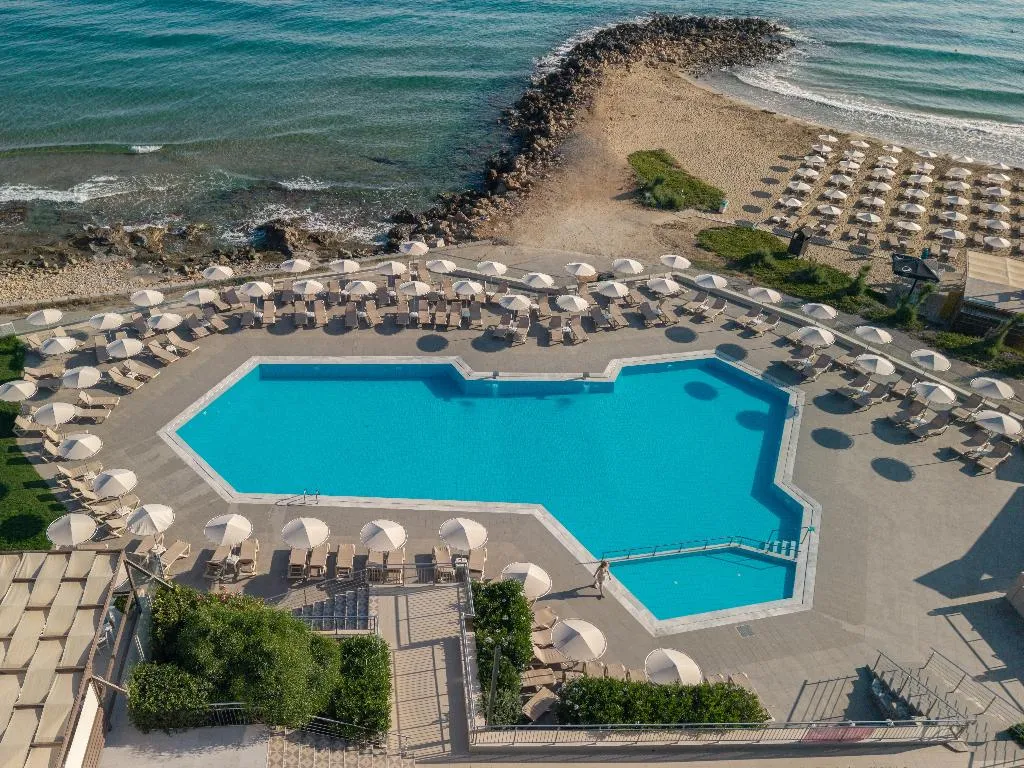 Pool, Themis Beach Hotel, Crete