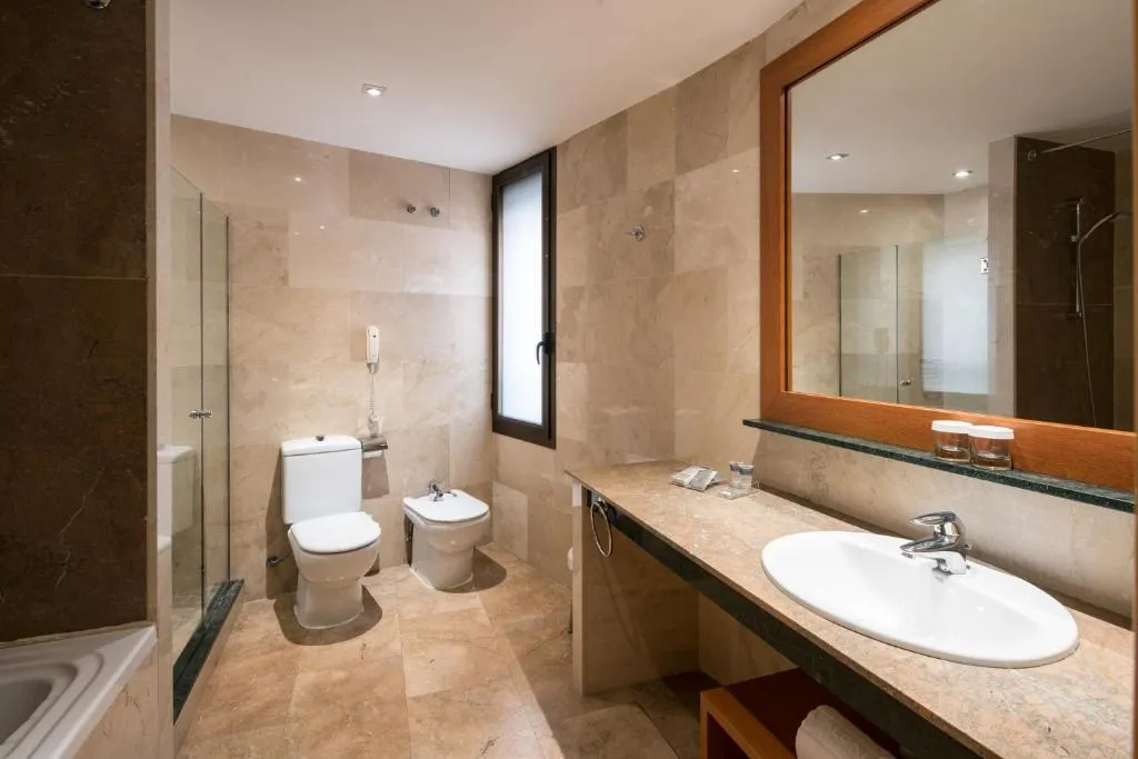 DOUBLE SINGLE USE STANDARD Room, Catalonia Barcelona 505, Barcelona