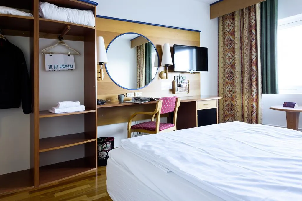 DOUBLE SINGLE USE SUPERIOR KING BED Room, Scandic Glostrup/Copenhagen, Copenhagen