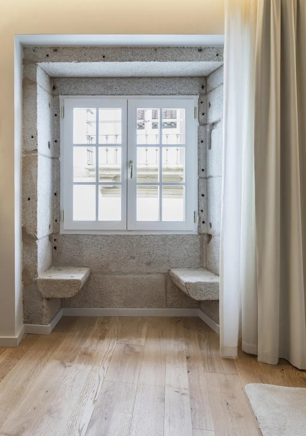 SUITE KING BED ONE BEDROOM  Room, Vignette Collection  Casa da Companhia, Porto