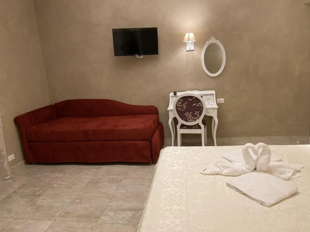 Room, Boutique Hotel Calais Milano, Milan