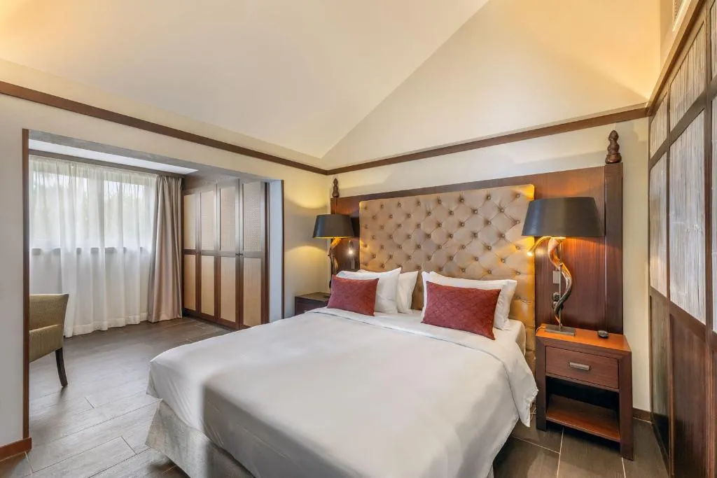 SUITE STANDARD Room, Lindner Mallorca Portals Nous, part of JdV Hyatt, Majorca