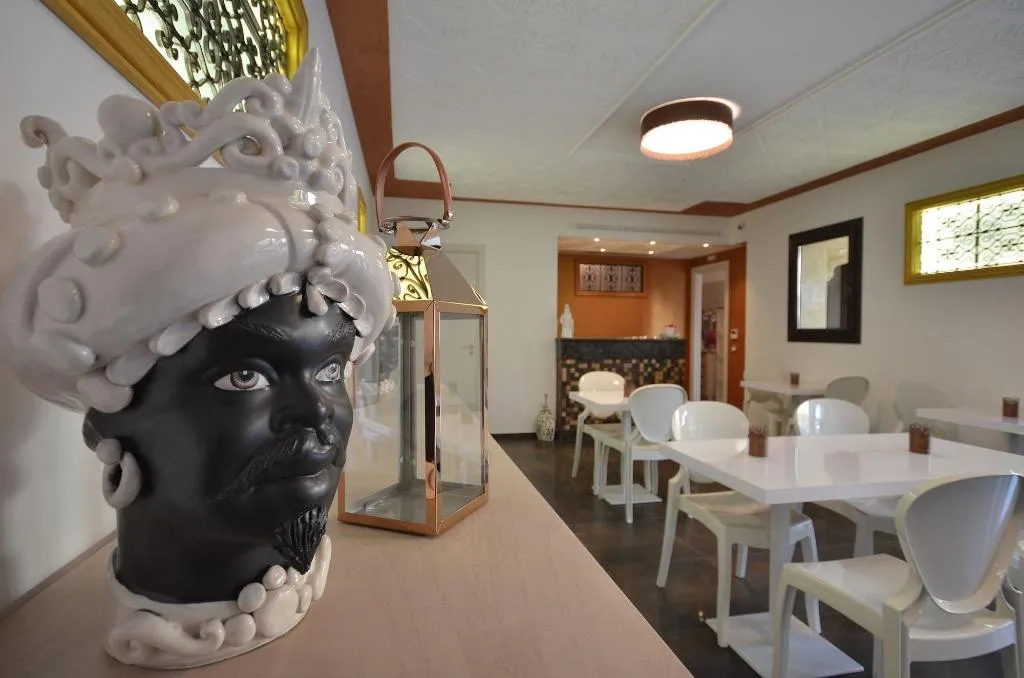 Restaurant, RIAD - Comfort Rooms, Palermo