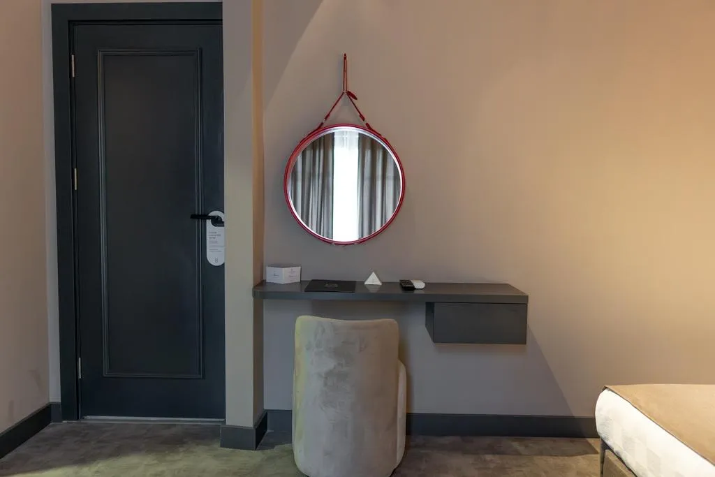 Room, Golden Sun, Antalya