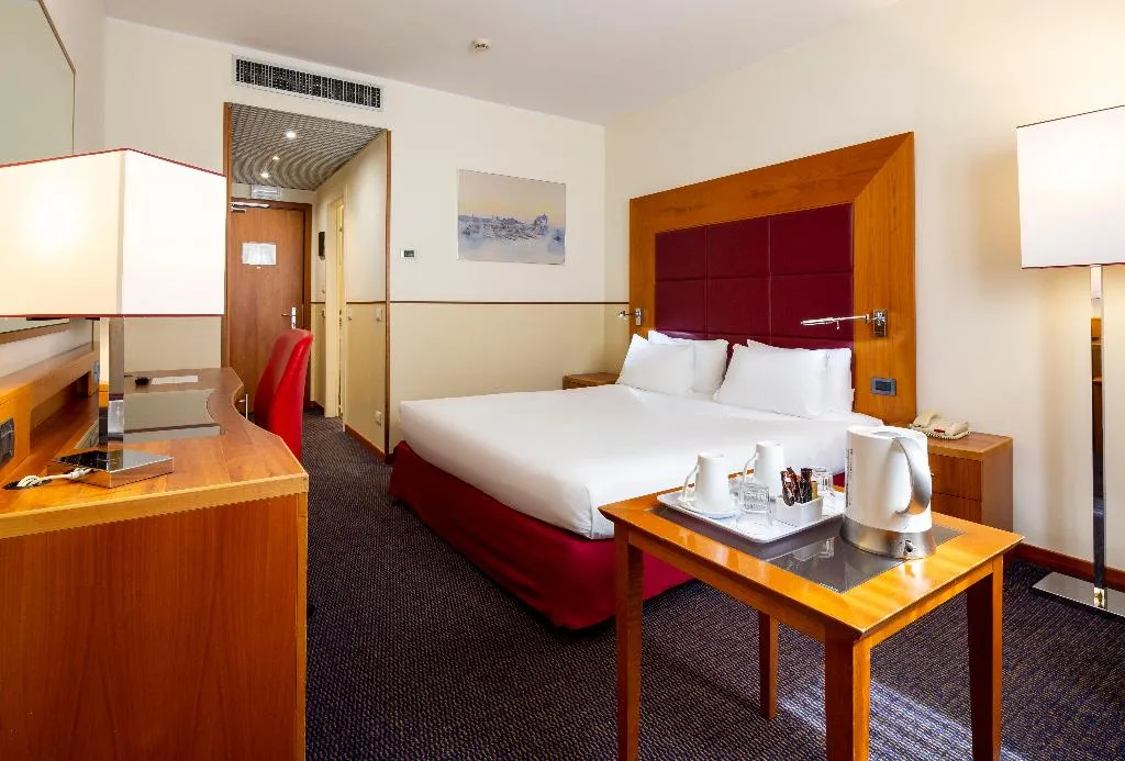 DOUBLE KING SIZE BED Room, Crowne Plaza Venice East Quarto D'altino, Venice