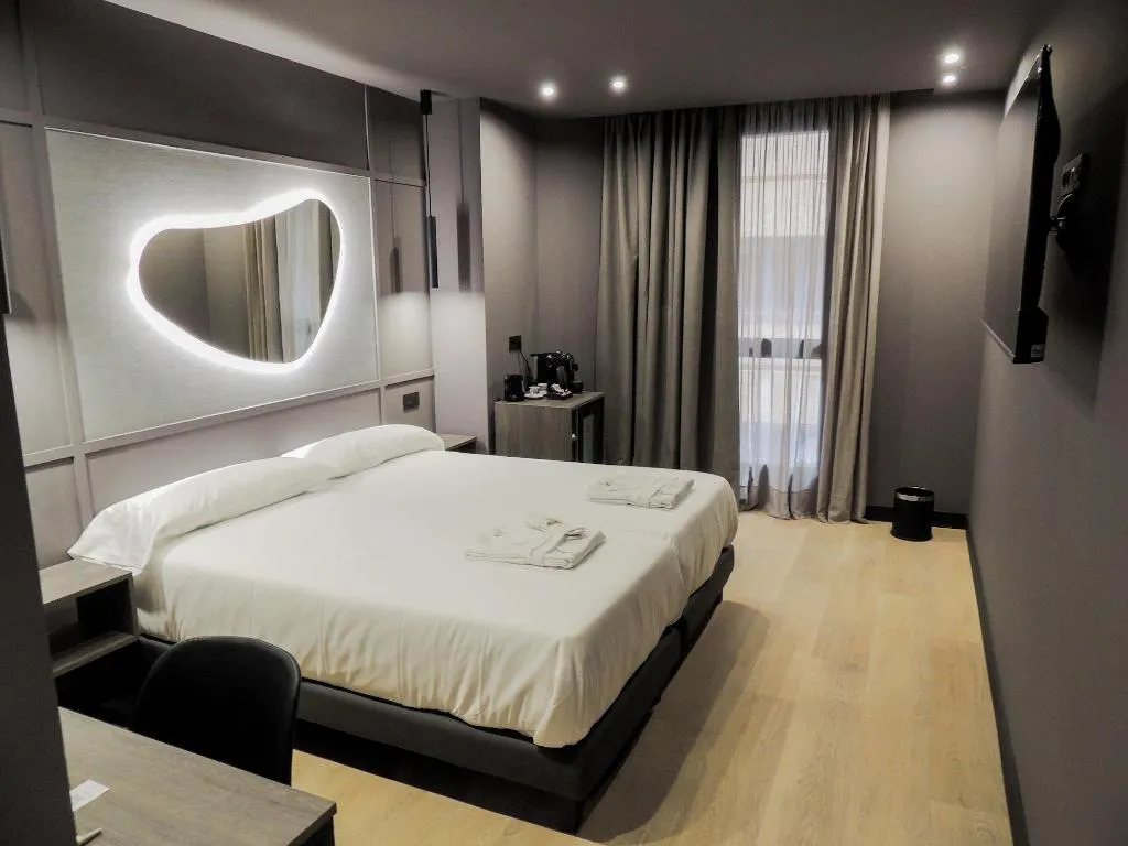 Room, Hotel Livvo La Escarlata, Gran Canaria