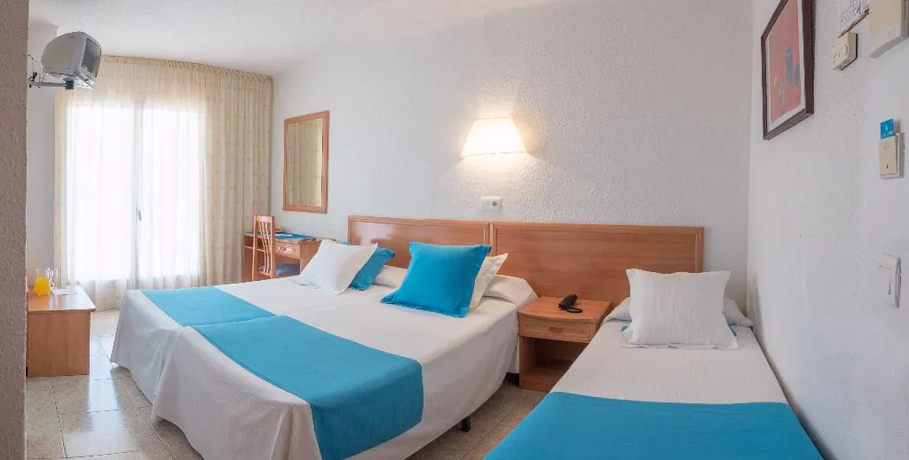 Room, Checkin Pineda, Costa Brava