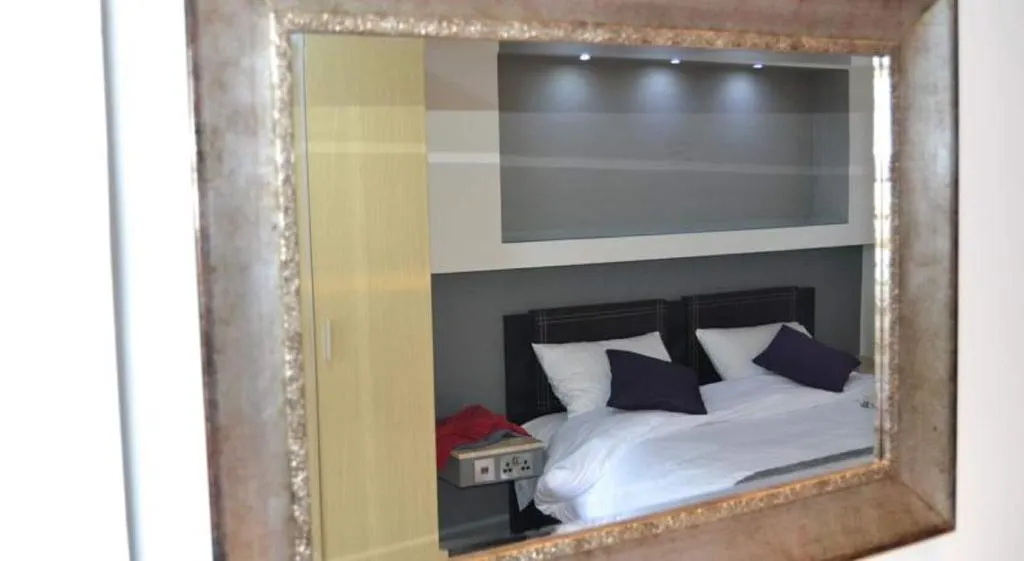 Room, Pebbles Boutique Aparthotel, Malta