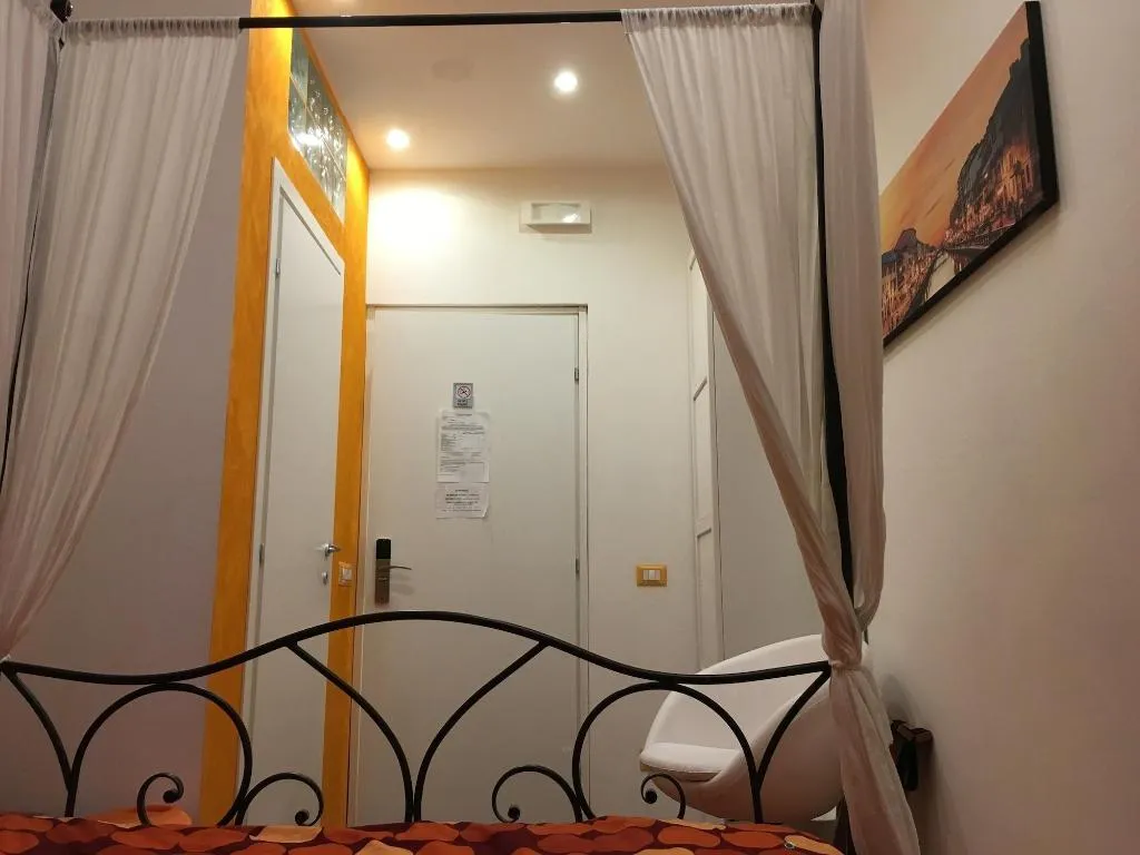 Room, Atmos Luxe Navigli Hostel & Rooms, Milan