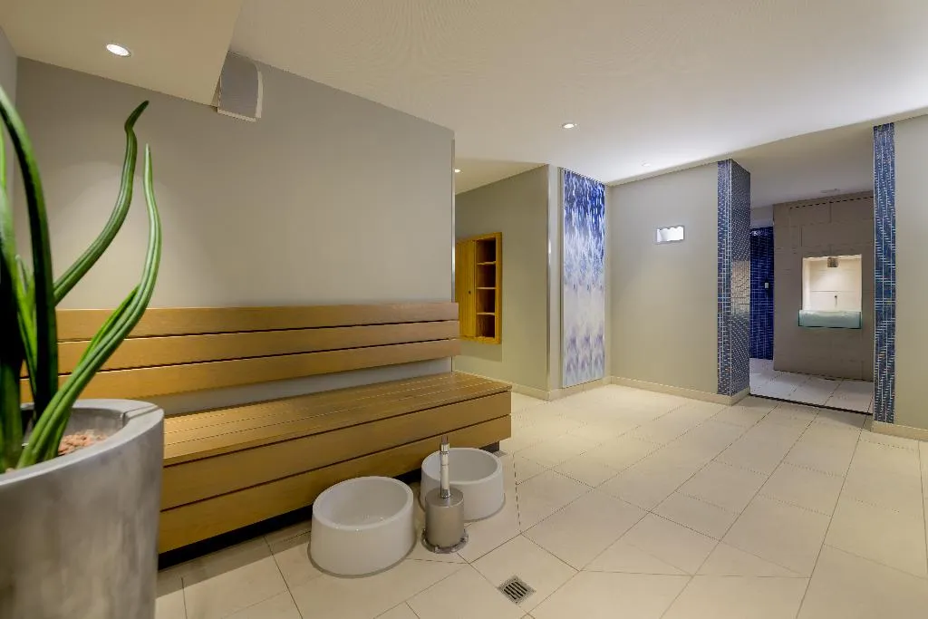 Sports and Entertainment, Movenpick Hotel Amsterdam City Centre, Amsterdam