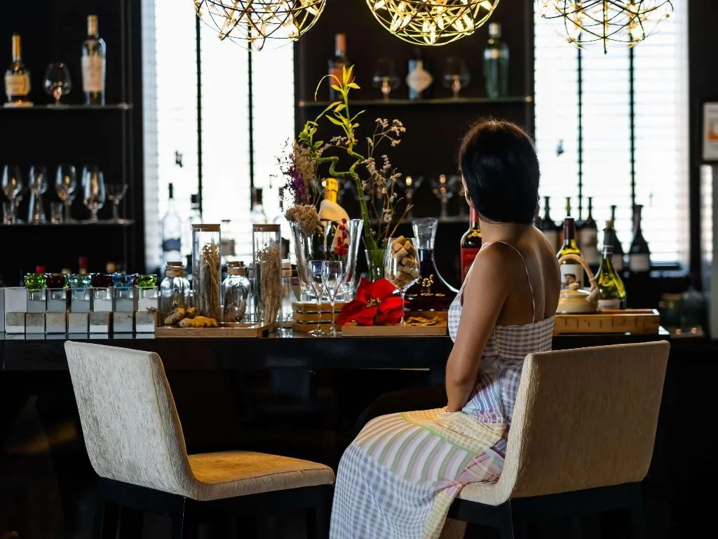 Bar, Sofitel Abu Dhabi Corniche, Abu Dhabi