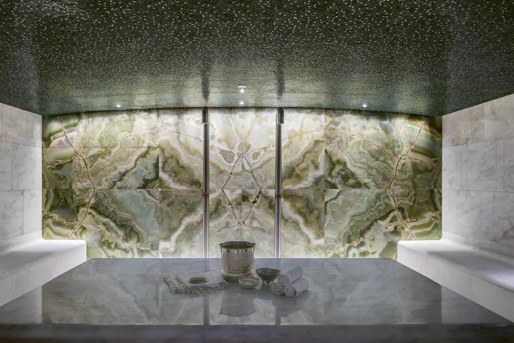 Sports and Entertainment, Bulgari Hotel & Resorts, Dubai, Dubai