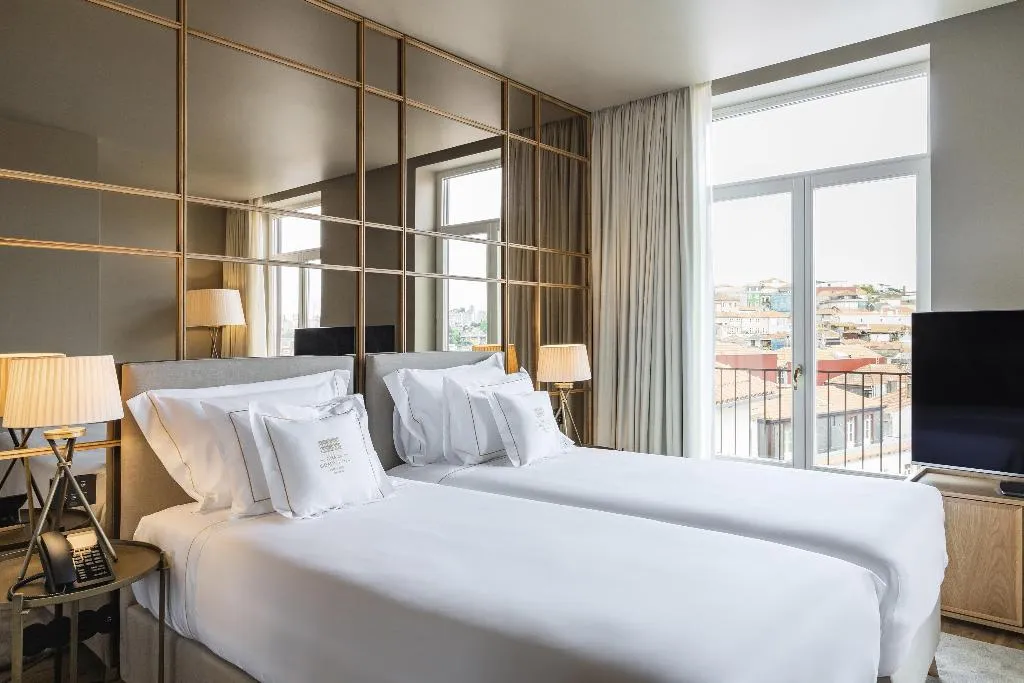 TWIN PREMIUM WITH VIEWS Room, Vignette Collection  Casa da Companhia, Porto