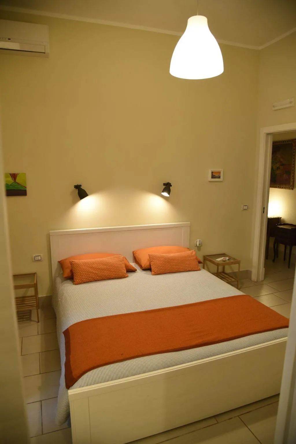 Room, Cerasella B&B, Naples