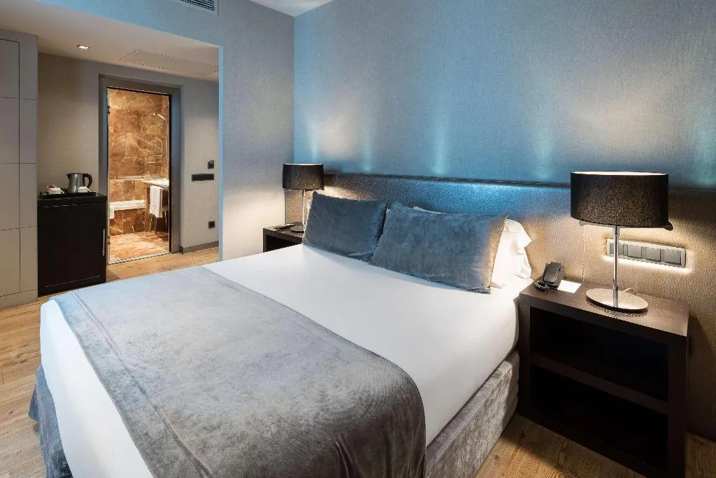 DOUBLE SINGLE USE PREMIUM Room, Catalonia Portal De L'Angel Hotel, Barcelona