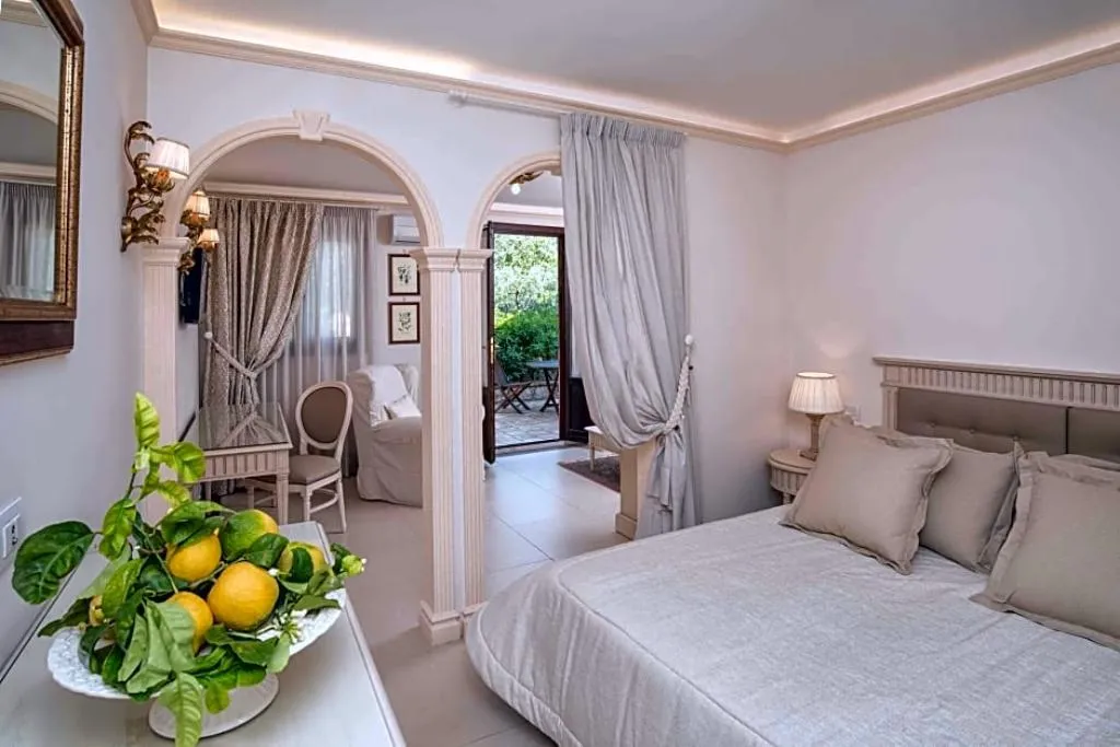 JUNIOR SUITE DELUXE Room, Castello Di San Marco Charming Hotel & Spa, Taormina