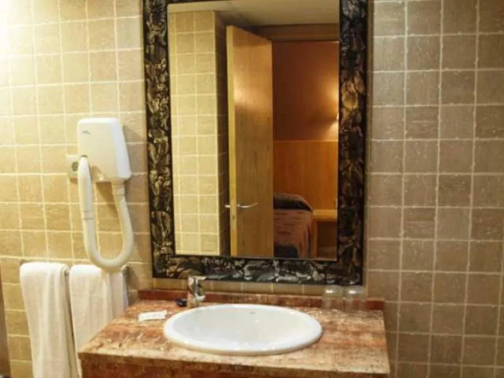 DOUBLE SINGLE USE STANDARD Room, Alba Seleqtta Hotel Spa Resort, Costa Brava