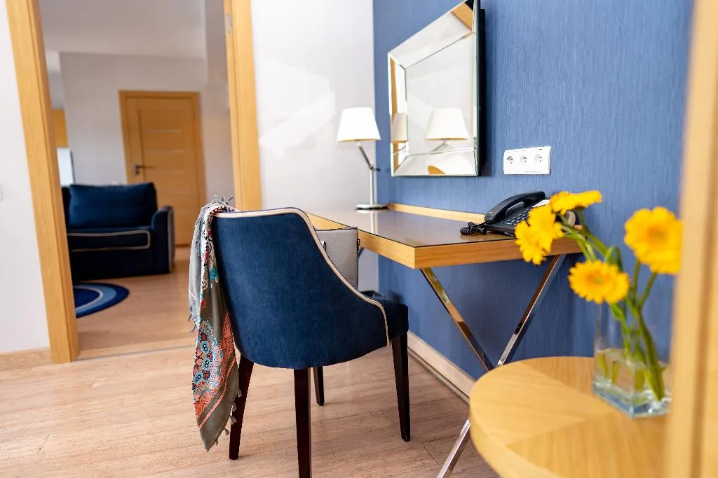 SUITE SUPERIOR CITY VIEW Room, Marina Club Hotel, Gdansk