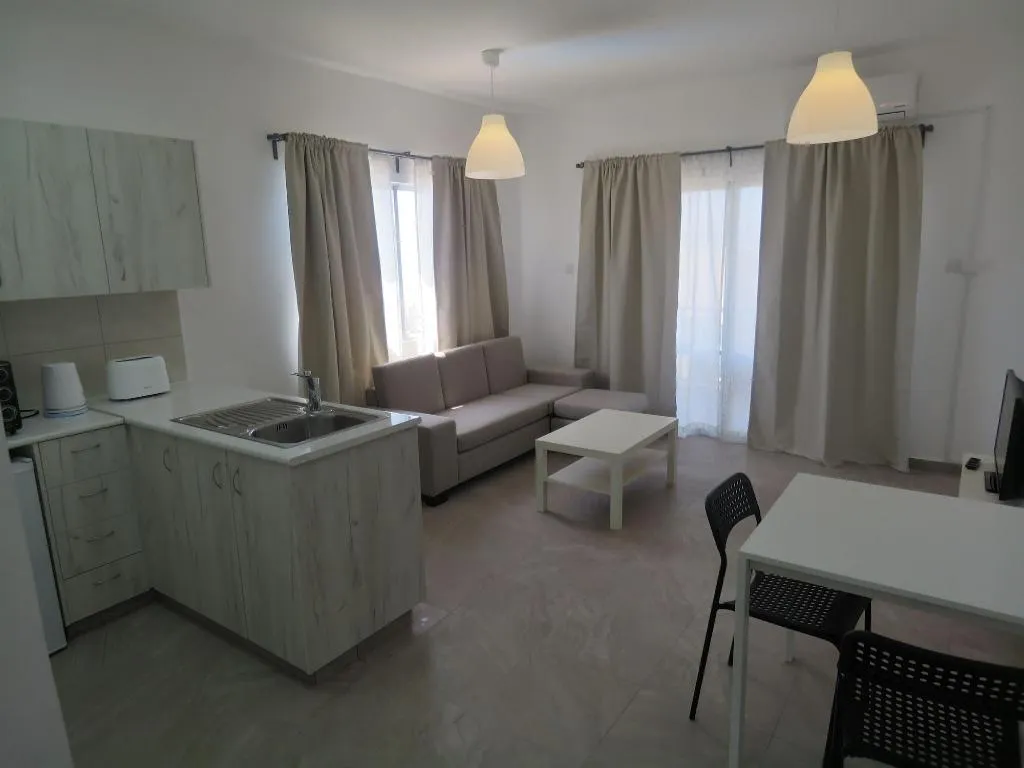 Room, Polyxeni Hotel Apartments, Cyprus