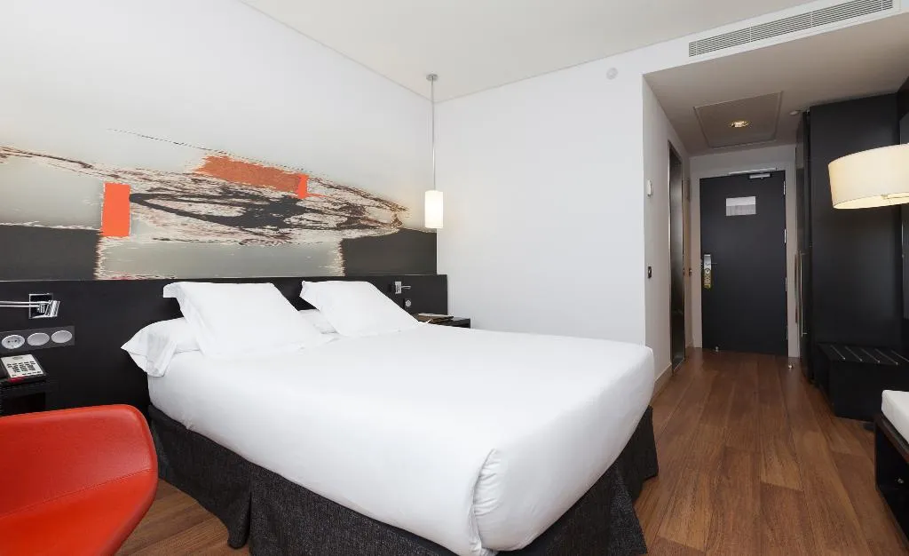 DOUBLE SINGLE USE STANDARD Room, Axor Barajas, Madrid