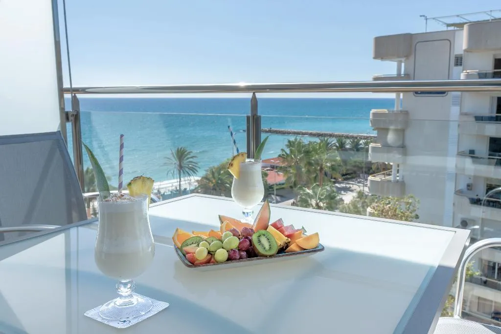 DOUBLE SINGLE USE SIDE SEA VIEW Room, Calipolis, Costa Brava