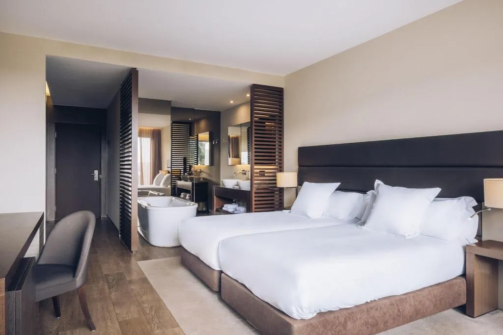 JUNIOR SUITE GARDEN VIEW Room, Iberostar Selection Lagos Algarve, Algarve