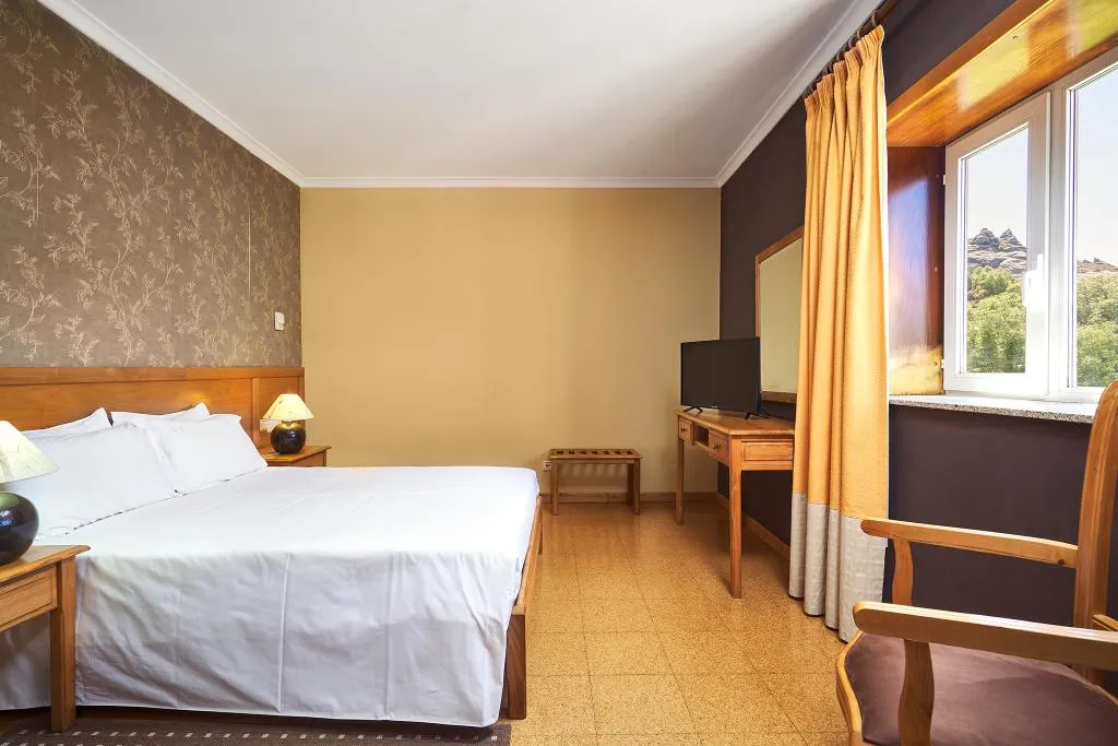 DOUBLE MOUNTAIN VIEW Room, Hotel Castrum Villae, Porto